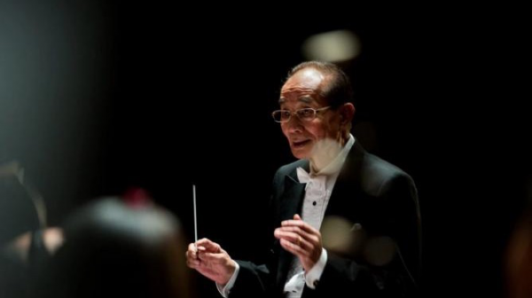 彭家鹏、阎惠昌、郭勇德皆来了，用音乐致意恩师夏飞云